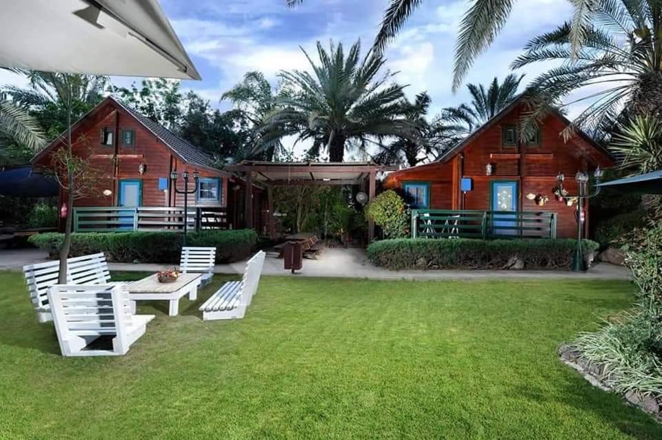 Family Cabin Menahemya ภายนอก รูปภาพ